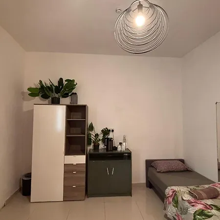 Comfort Retreat Quiet 1 Bedroom For 4 People With Self Checkin Kwatera prywatna