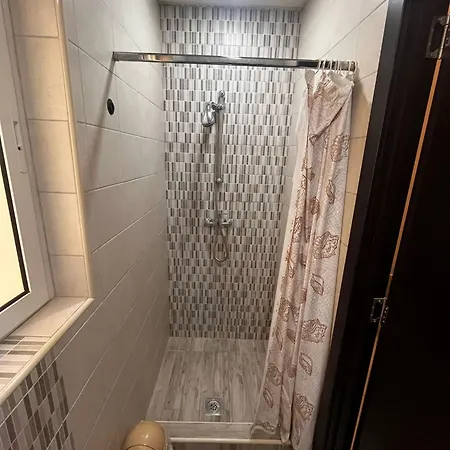 منزل للإقامة Comfort Retreat Quiet 1 Bedroom For 4 People With Self Checkin *