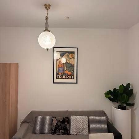 Rum i privatbostad Comfort Retreat Quiet 1 Bedroom For 4 People With Self Checkin Sliema