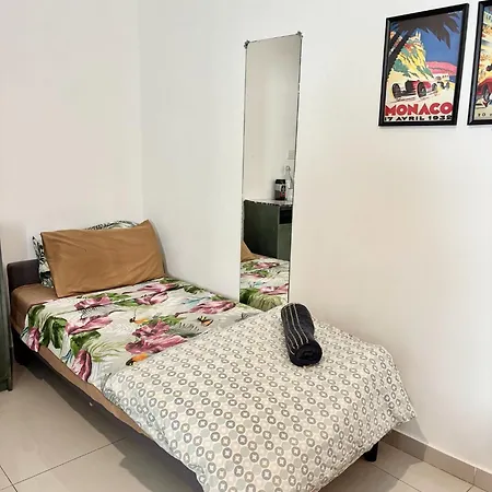 Rum i privatbostad Comfort Retreat Quiet 1 Bedroom For 4 People With Self Checkin *