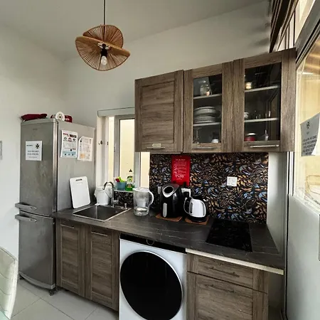 Comfort Retreat Quiet 1 Bedroom For 4 People With Self Checkin Rum i privatbostad *