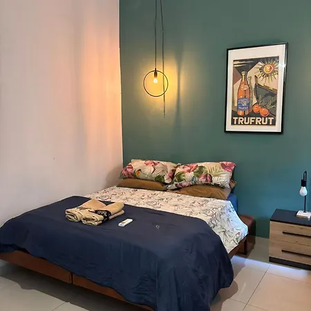 Comfort Retreat Quiet 1 Bedroom For 4 People With Self Checkin Δωμάτια σε οικογενειακή κατοικία